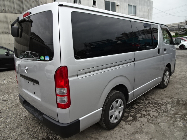 toyota hiace kdh201