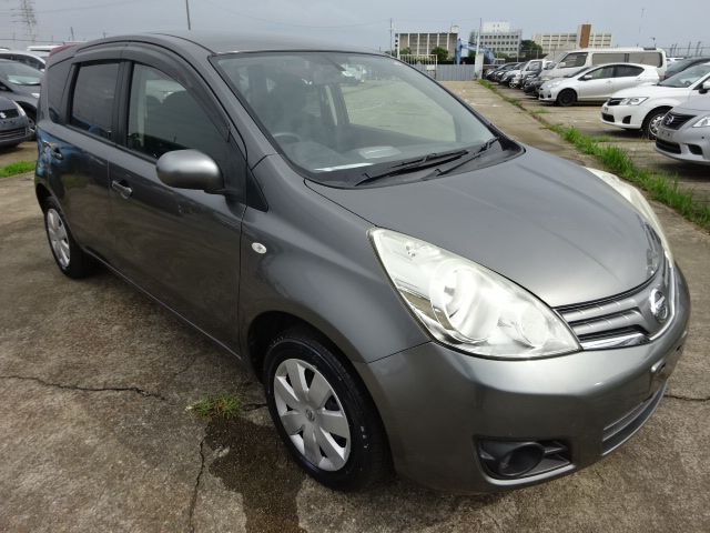 2011/MAR Auction Grade:4!! NOTE E11 1500cc E11-603722