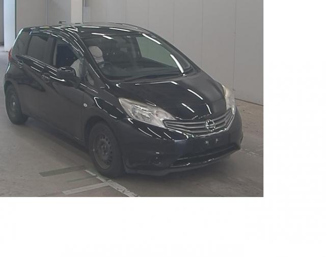 2013/AUG/Auction Grade:4 NOTE E12 1200cc E12-148822