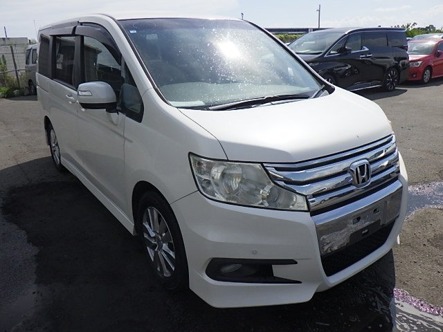 HONDA STEP WAGON 2010YEAR/JUL MODEL:DBA-RK5 2000CC RK5-1036985