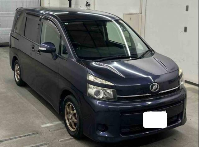 TOYOTA VOXY 2010YEAR/JULY MODEL:DBA-ZRR70G 2000CC ZRR70-0351591